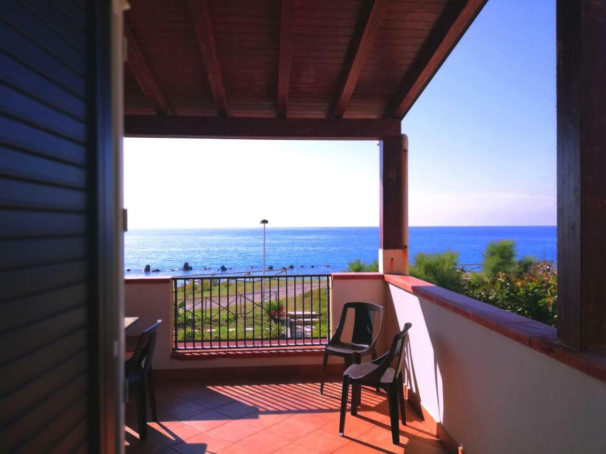 Capo D'Orlando Apartments - Sabbia المظهر الخارجي الصورة